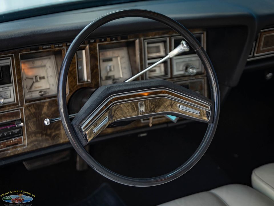 1977 Lincoln Continental Mark V