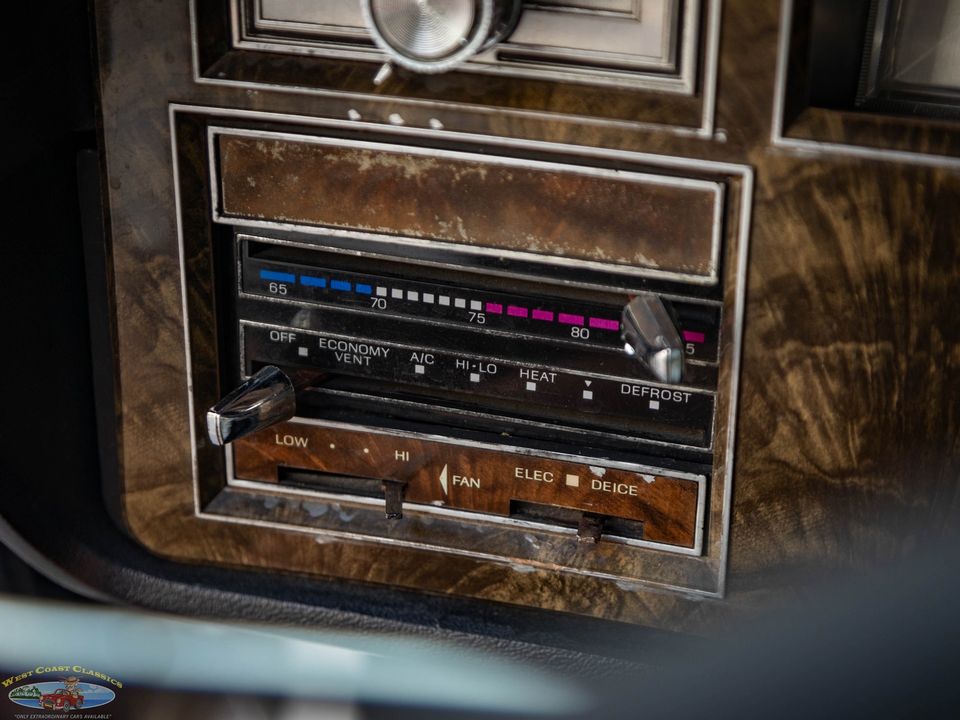 1977 Lincoln Continental Mark V