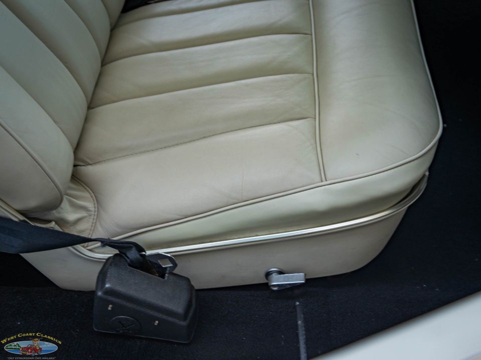 1977 Lincoln Continental Mark V