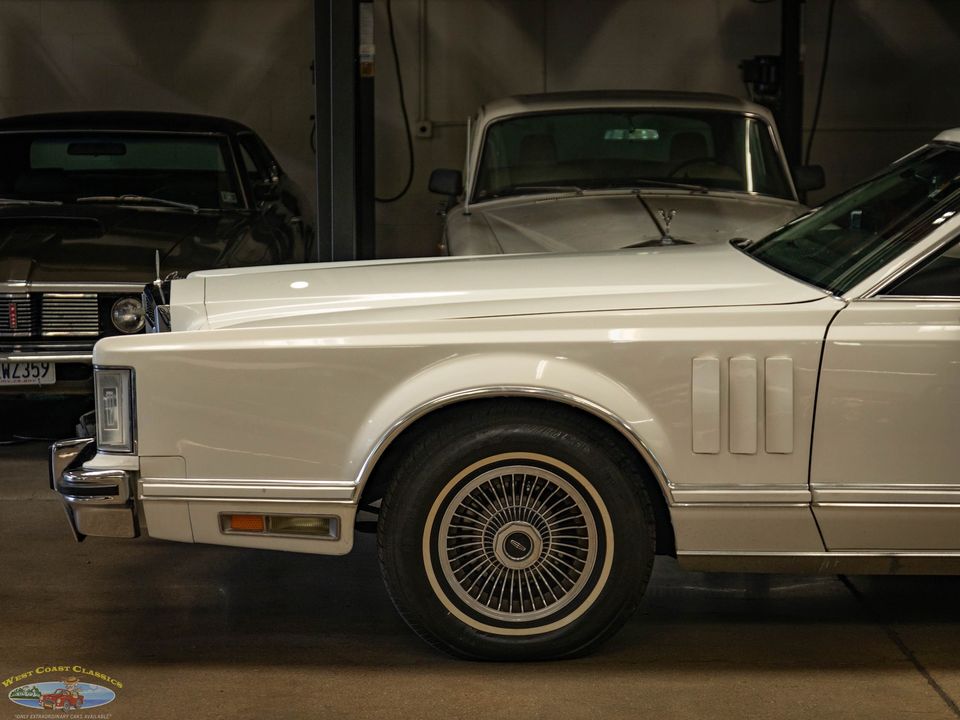 1977 Lincoln Continental Mark V