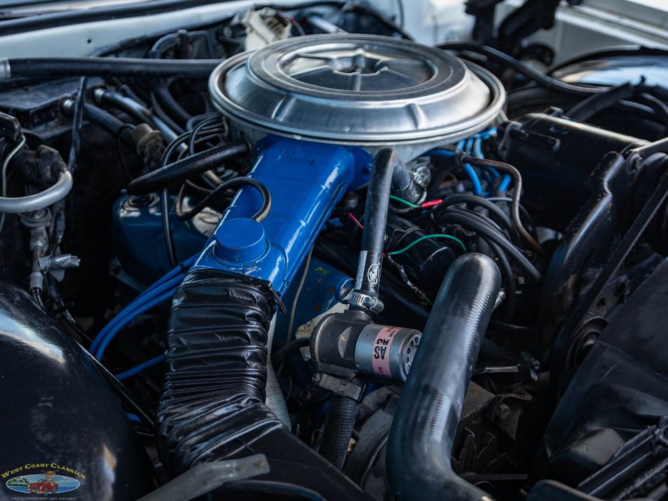 1977 Lincoln Continental Mark V