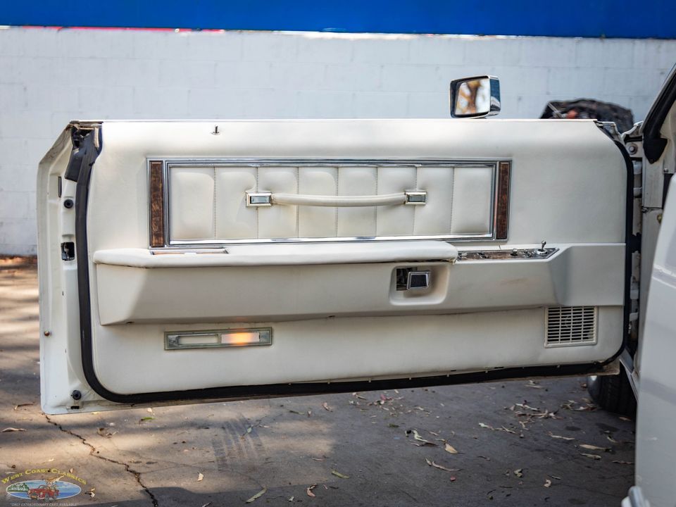1977 Lincoln Continental Mark V
