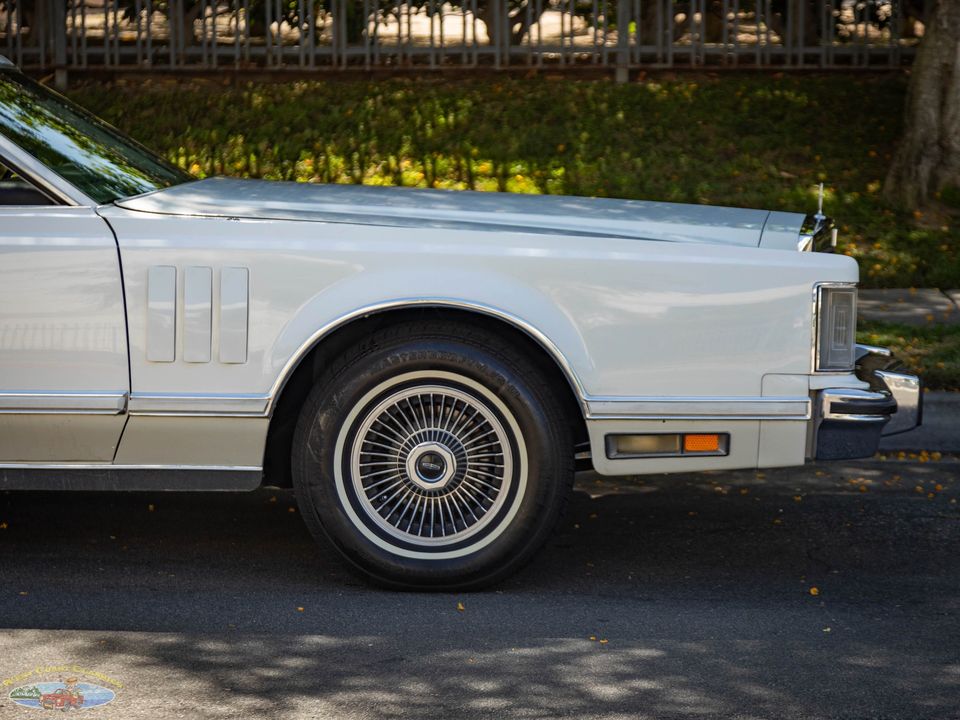 1977 Lincoln Continental Mark V