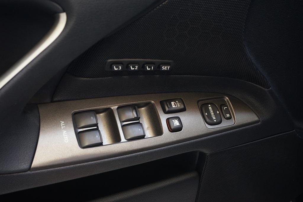 2006 Lexus IS