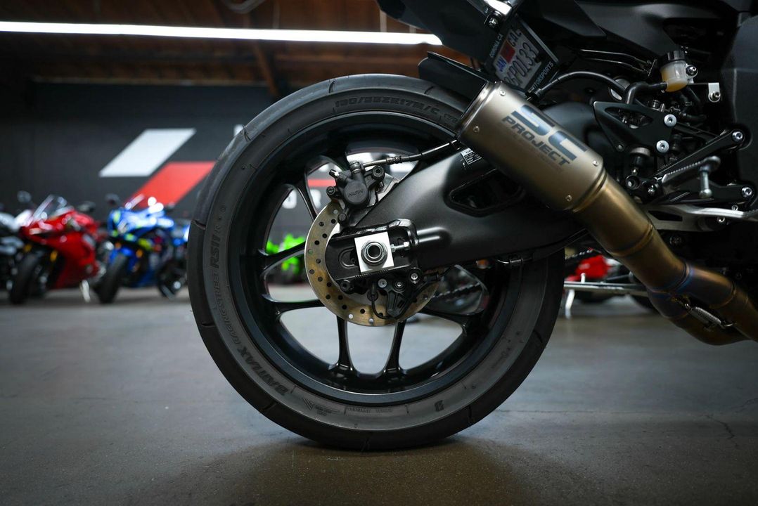 2024 Yamaha YZF-R1