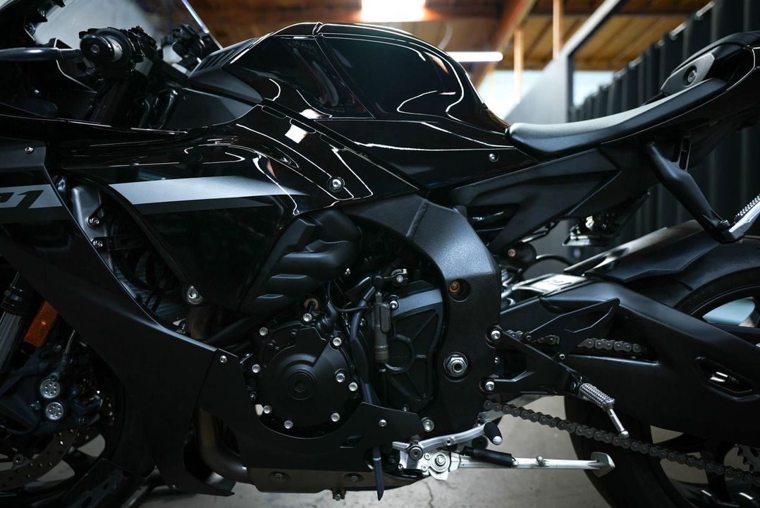 2024 Yamaha YZF-R1