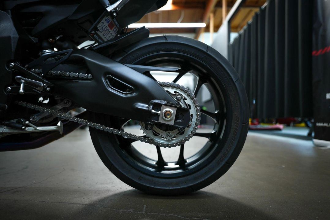 2024 Yamaha YZF-R1