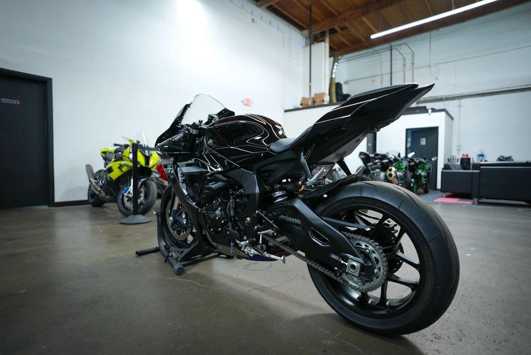 2024 Yamaha YZF-R1