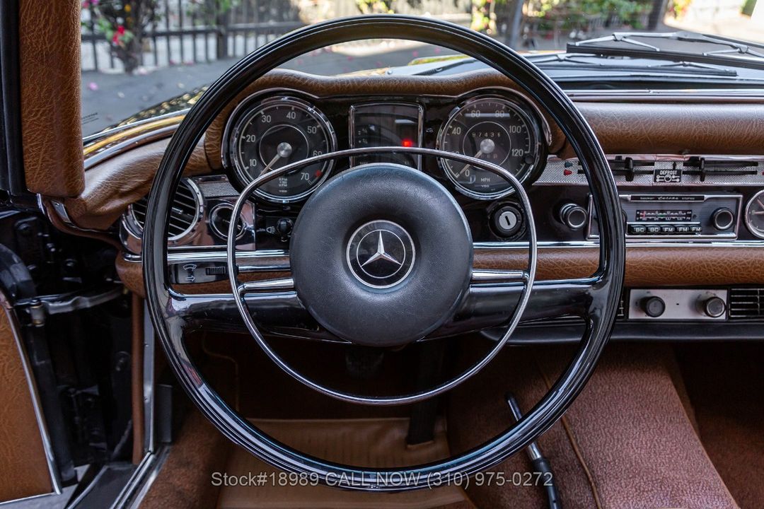 1971 Mercedes-Benz 280SL