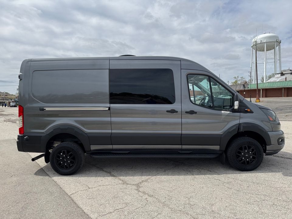 2023 Ford Transit Trail