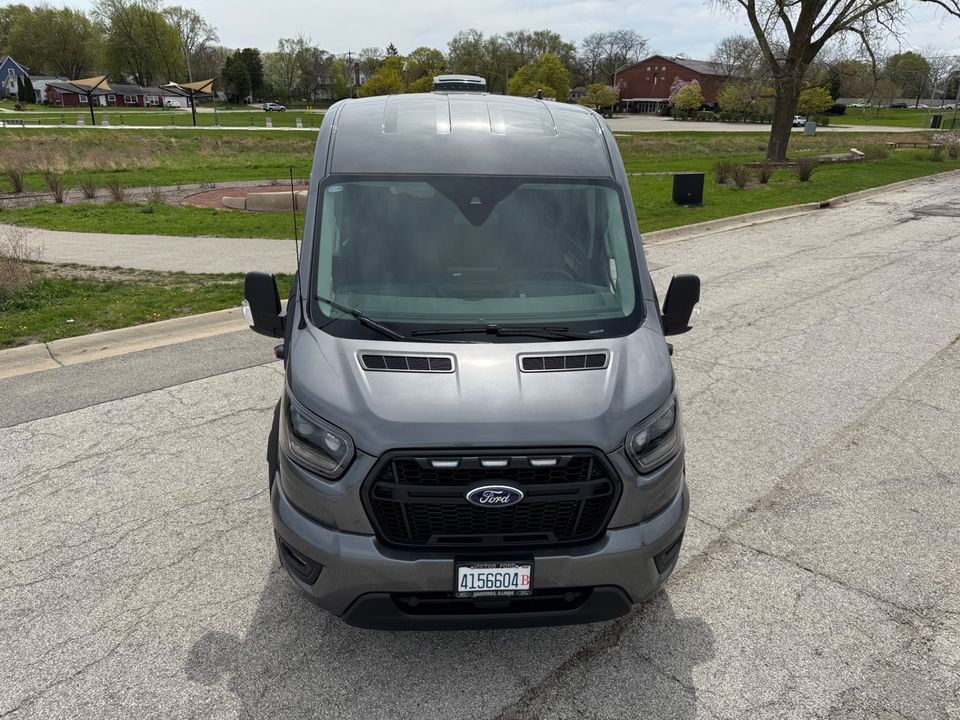 2023 Ford Transit Trail