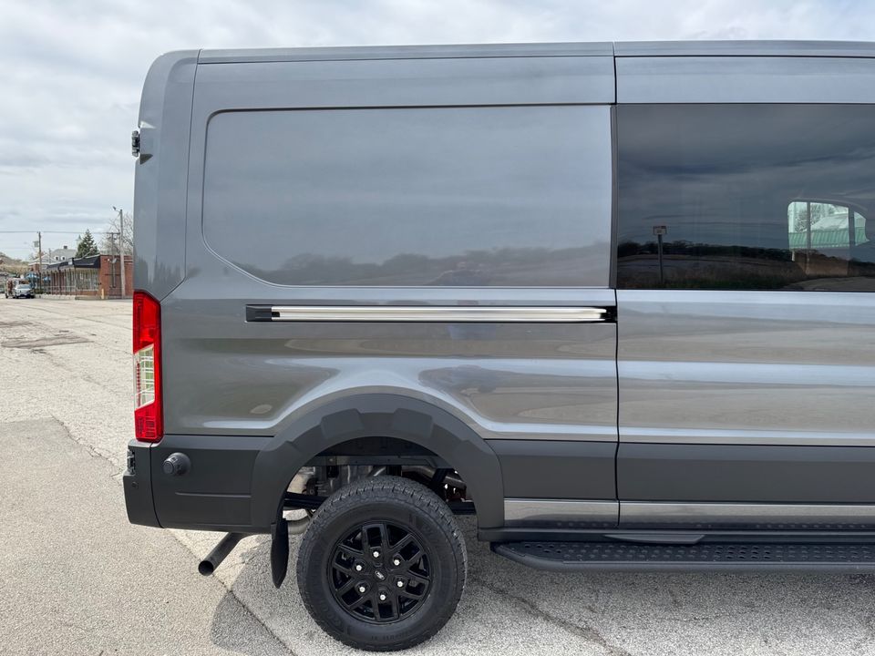 2023 Ford Transit Trail