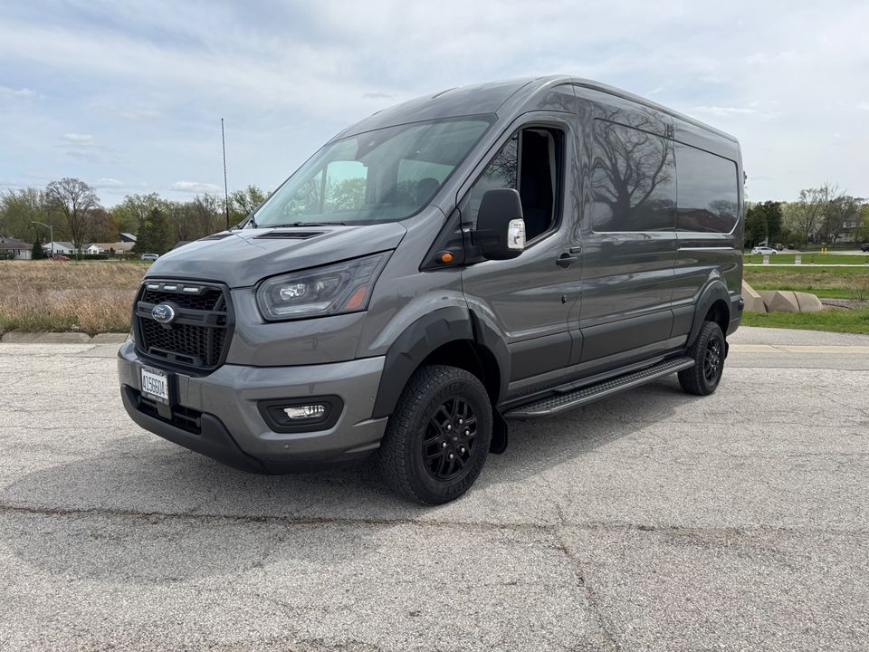 2023 Ford Transit Trail