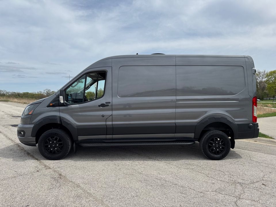 2023 Ford Transit Trail