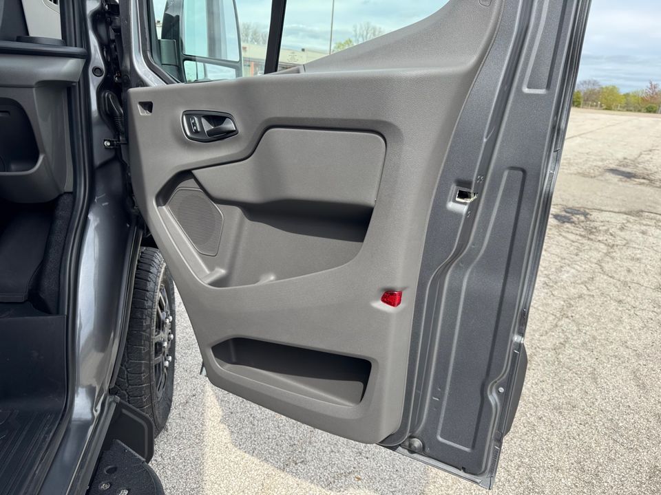 2023 Ford Transit Trail
