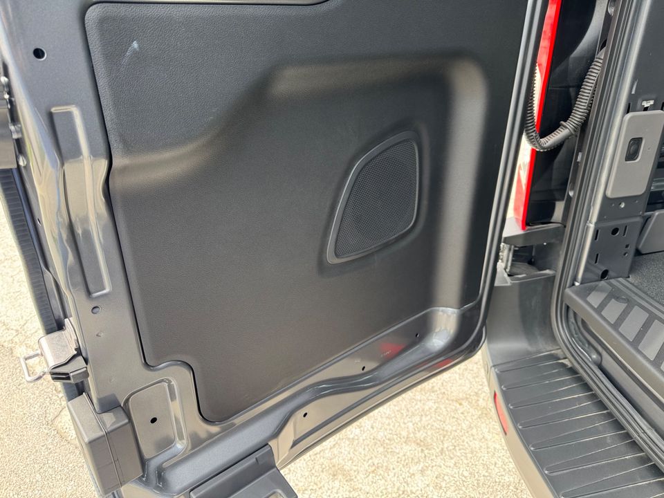 2023 Ford Transit Trail