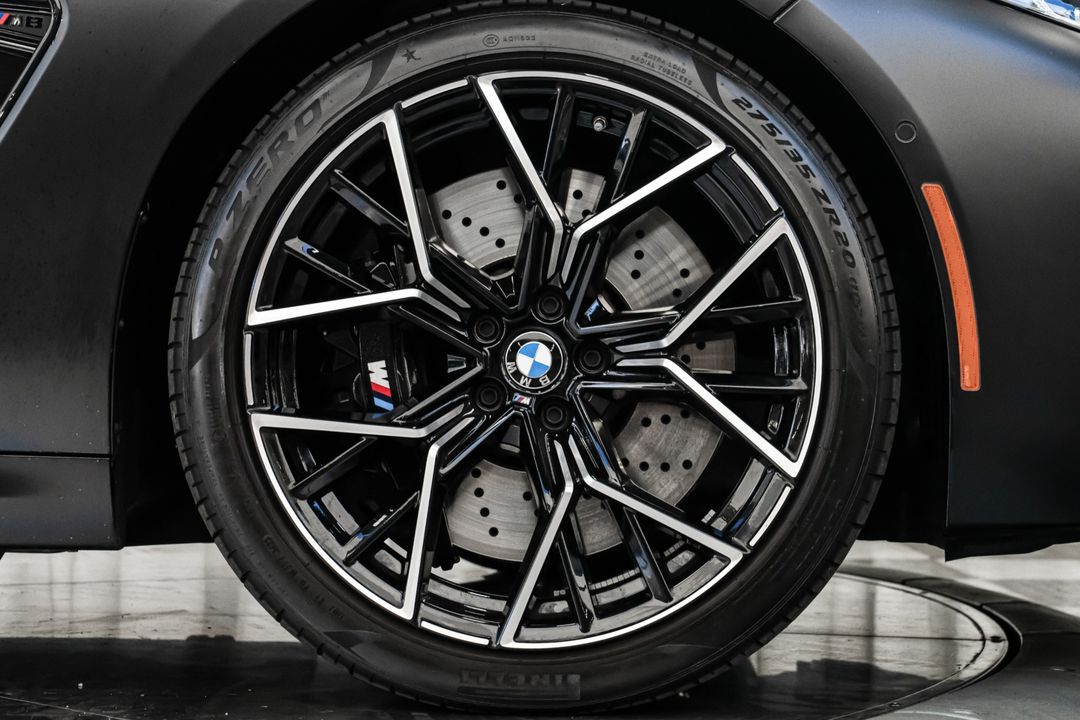 2024 BMW M8