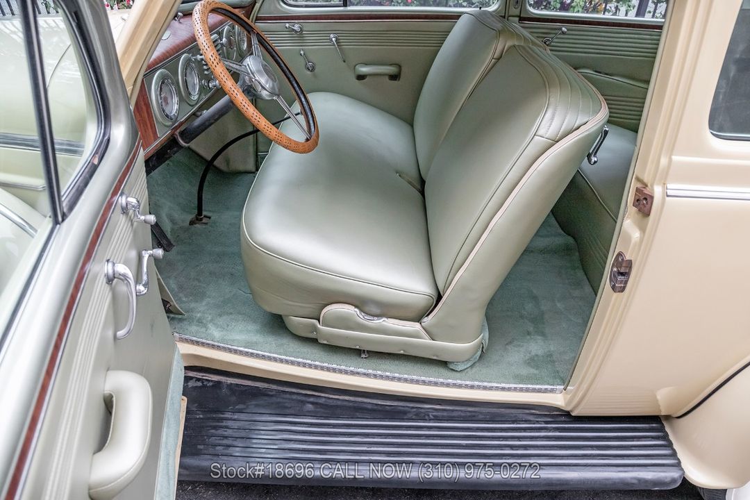 1937 Oldsmobile 