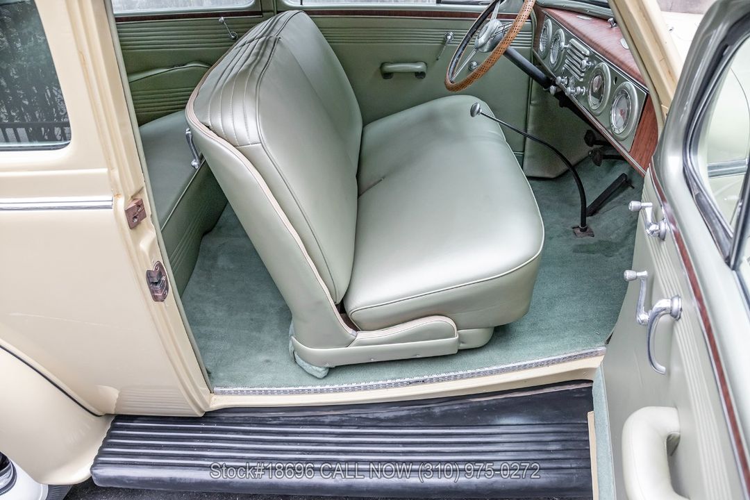 1937 Oldsmobile 