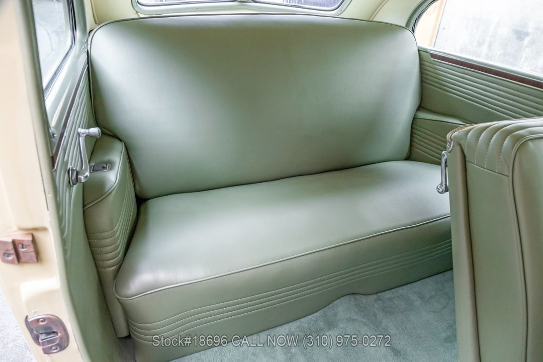 1937 Oldsmobile 