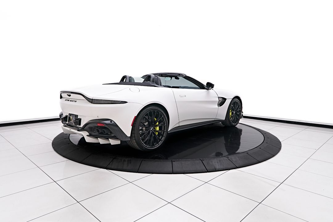 2023 Aston Martin Vantage