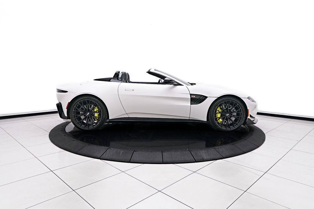 2023 Aston Martin Vantage