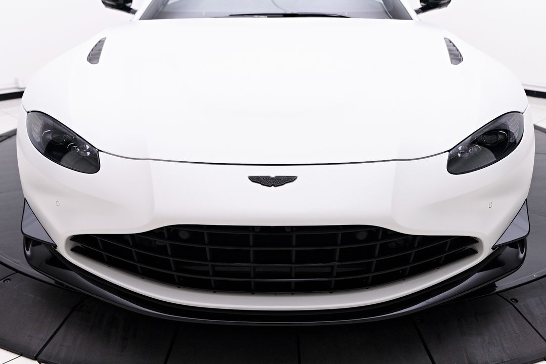 2023 Aston Martin Vantage