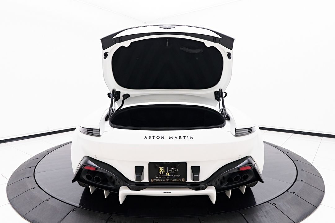 2023 Aston Martin Vantage