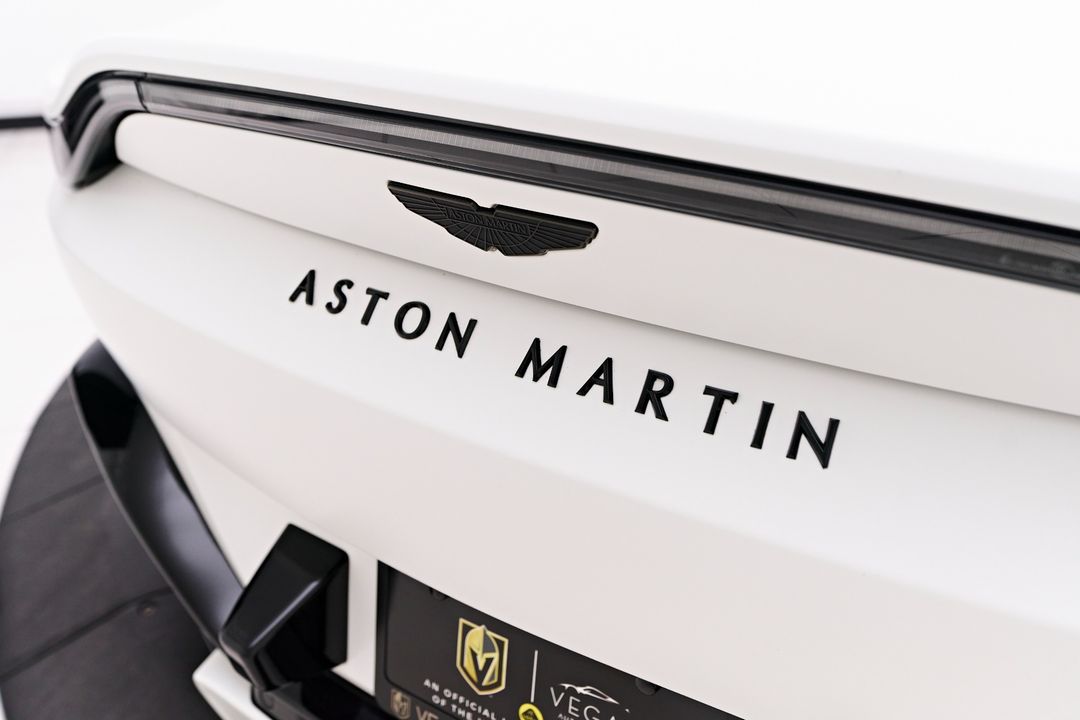 2023 Aston Martin Vantage