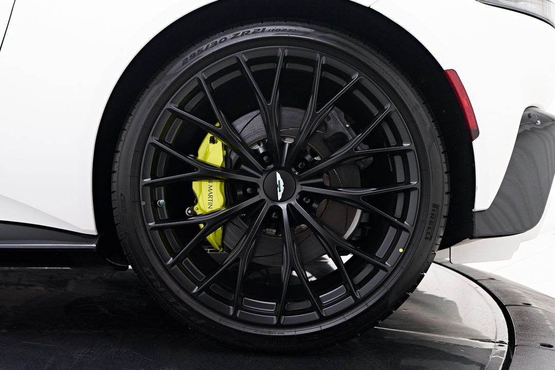 2023 Aston Martin Vantage