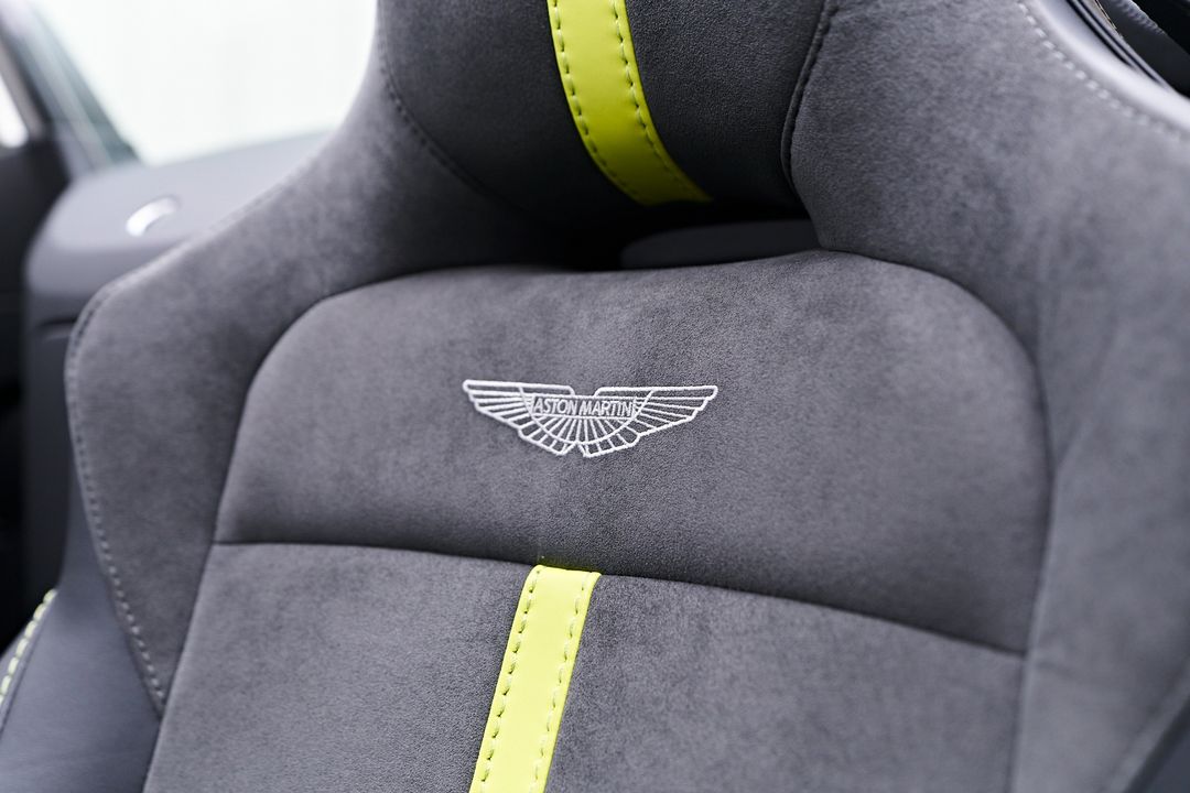 2023 Aston Martin Vantage