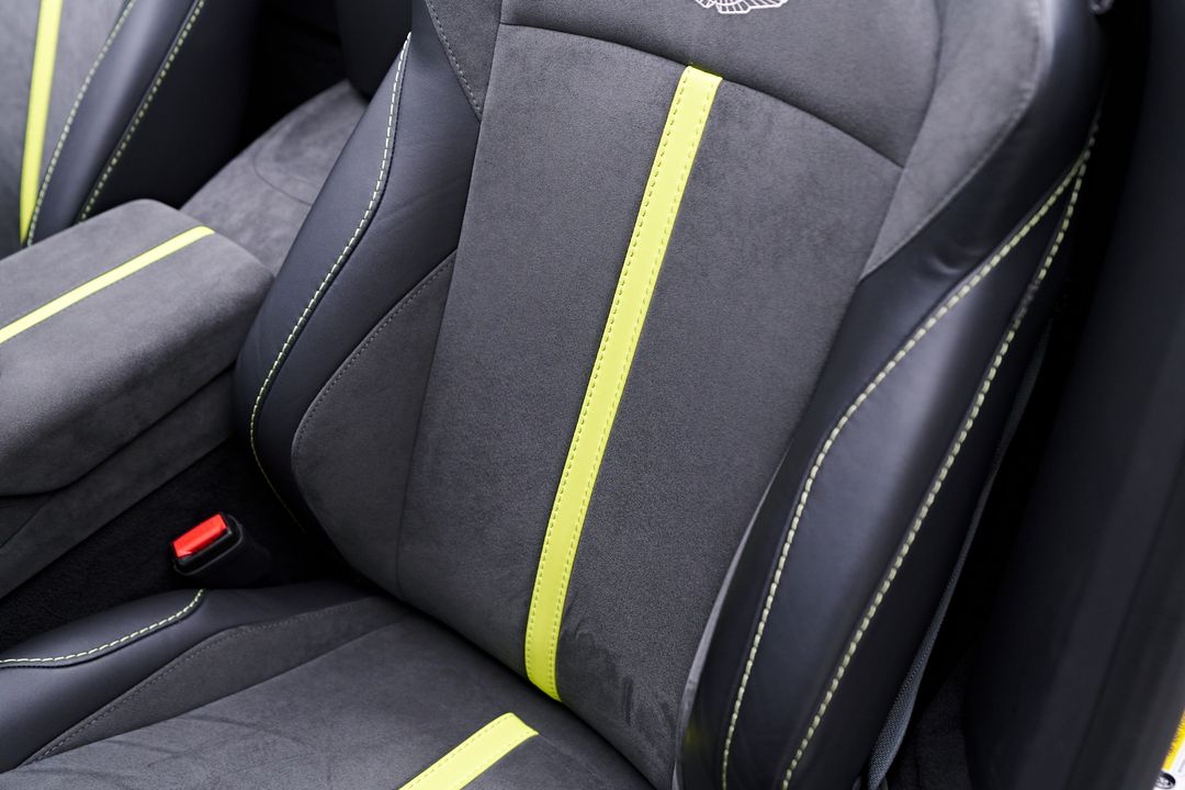 2023 Aston Martin Vantage