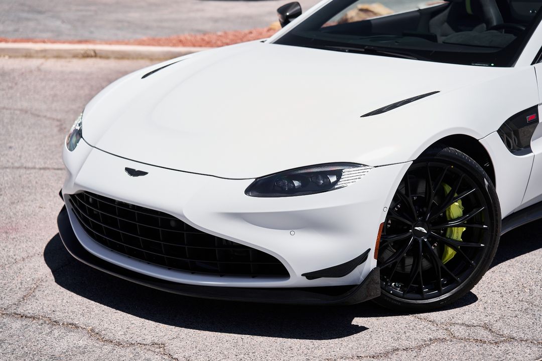 2023 Aston Martin Vantage