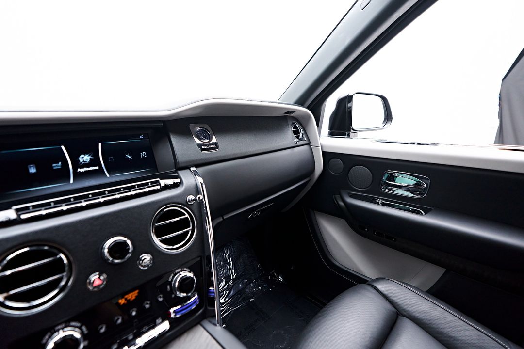 2023 Rolls-Royce Cullinan