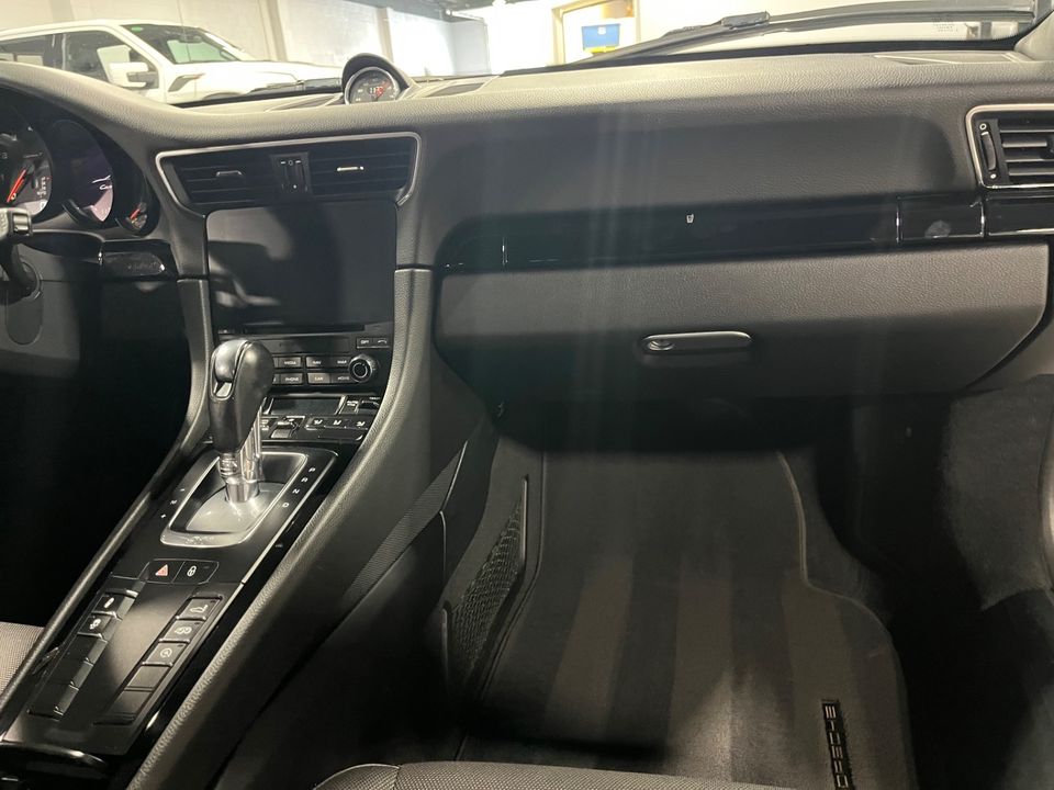 2019 PORSCHE 911 CARRERA T