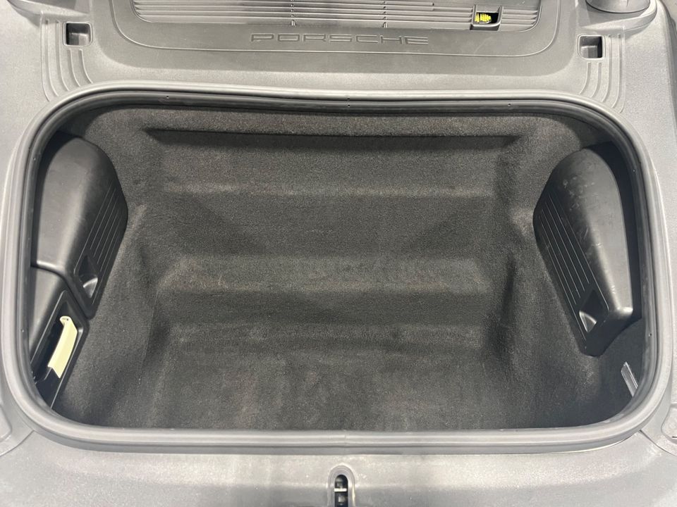 2019 PORSCHE 911 CARRERA T