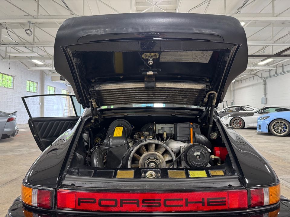 1984 PORSCHE 911