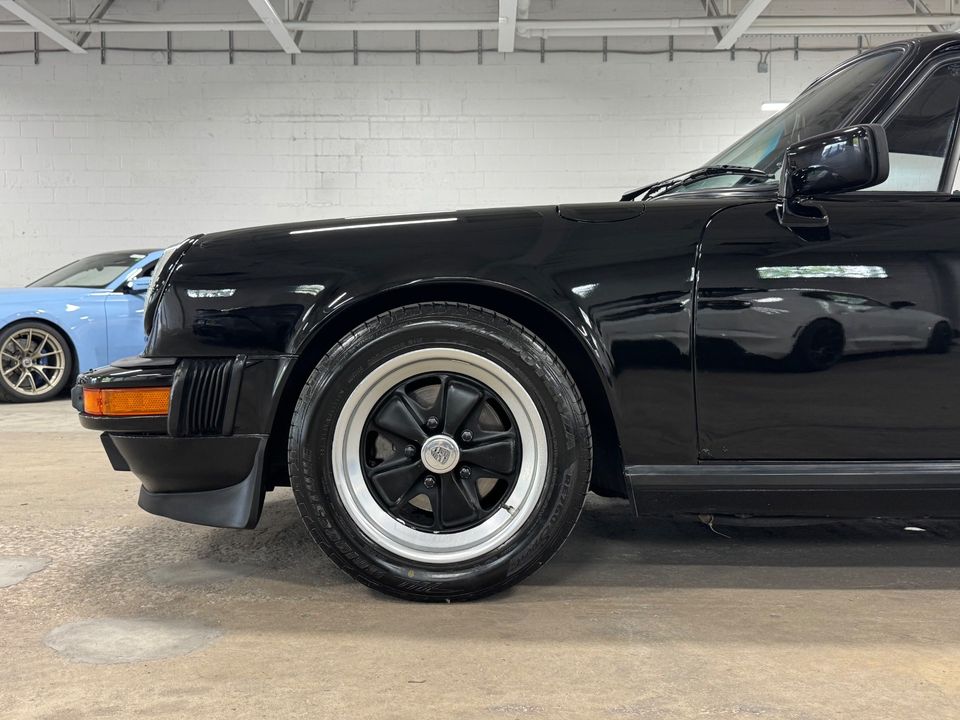 1984 PORSCHE 911