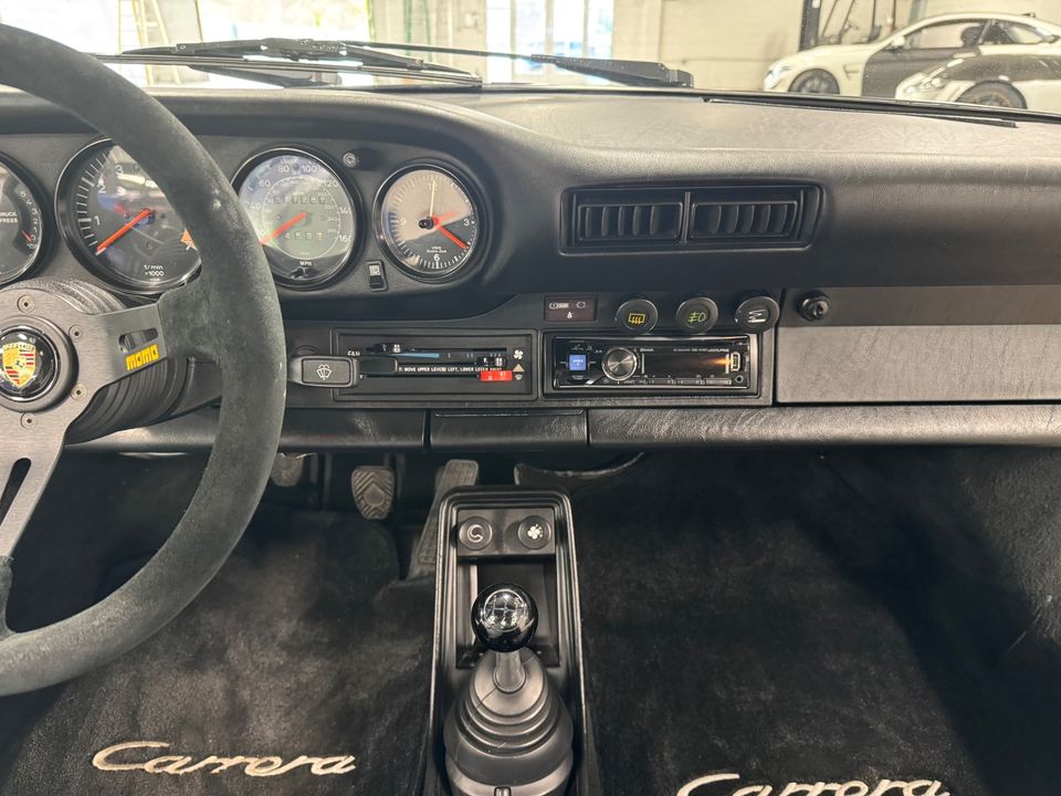 1984 PORSCHE 911