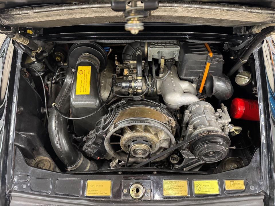 1984 PORSCHE 911