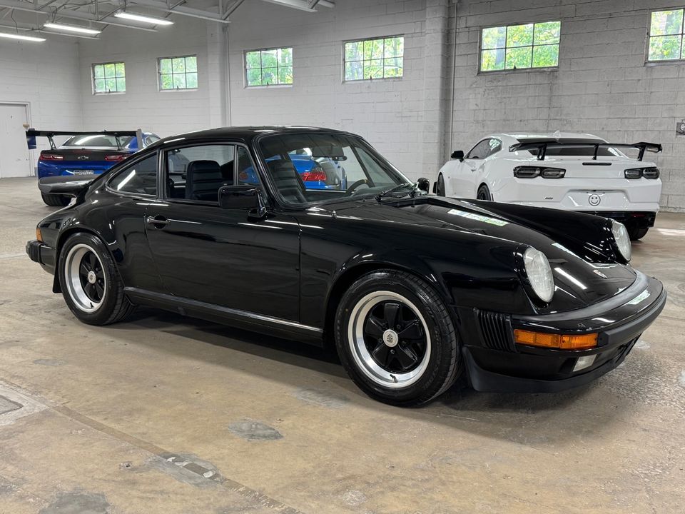 1984 PORSCHE 911