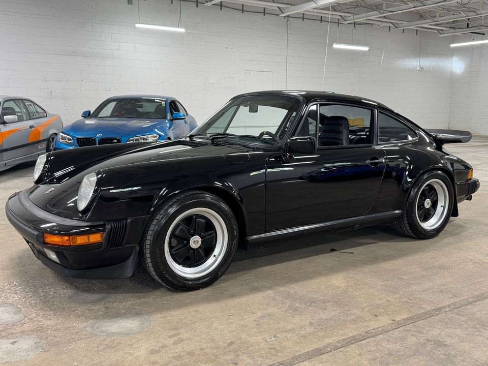 1984 PORSCHE 911