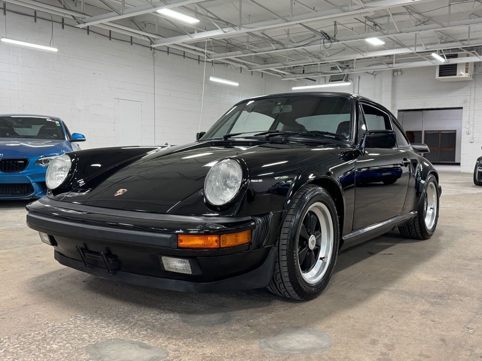 1984 PORSCHE 911