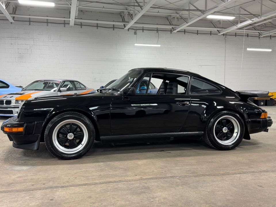 1984 PORSCHE 911