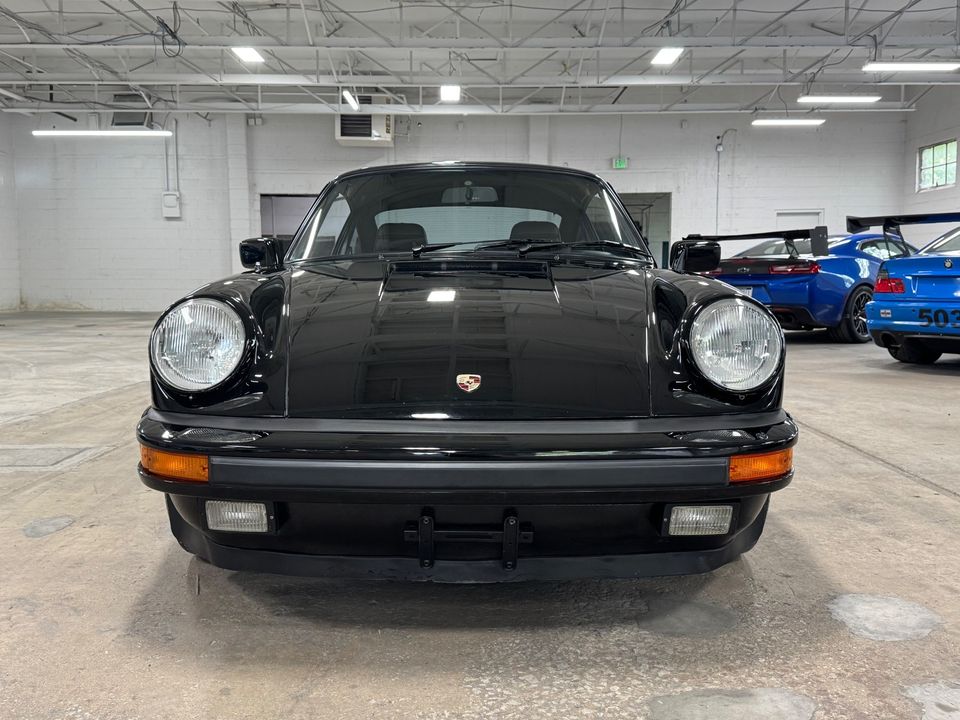1984 PORSCHE 911