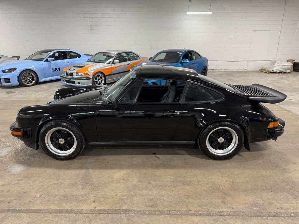 1984 PORSCHE 911