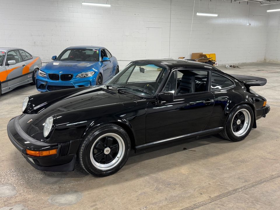 1984 PORSCHE 911