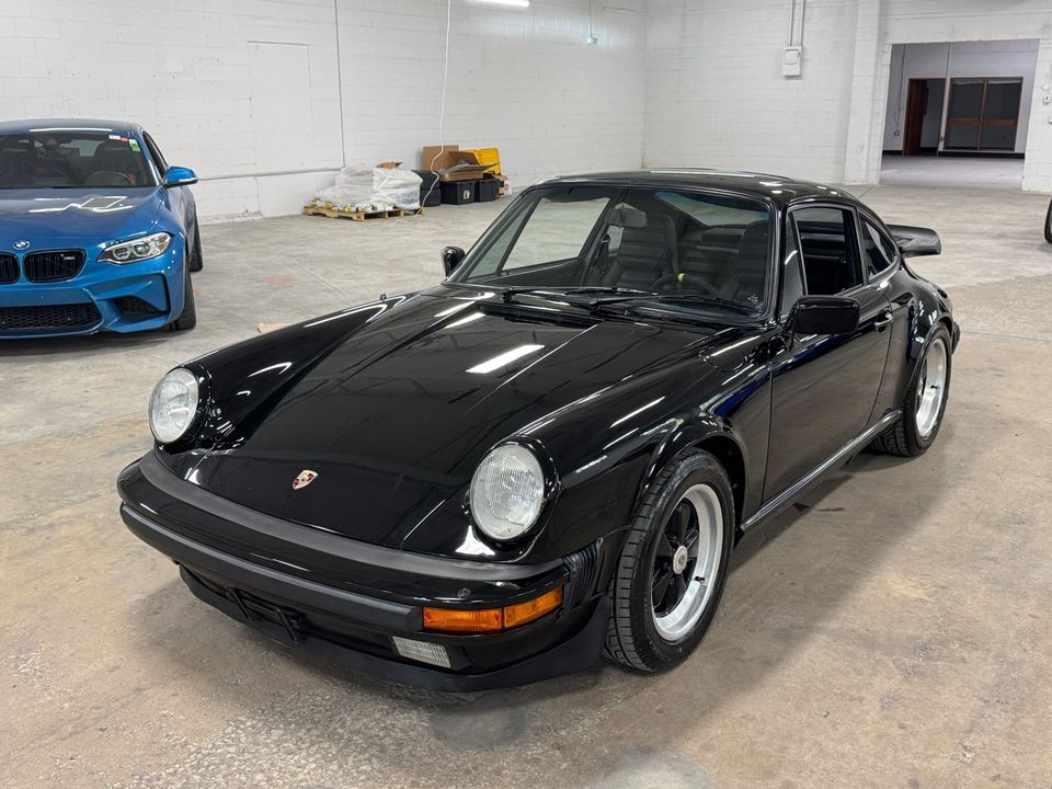 1984 PORSCHE 911
