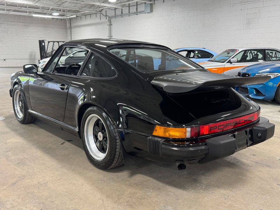 1984 PORSCHE 911