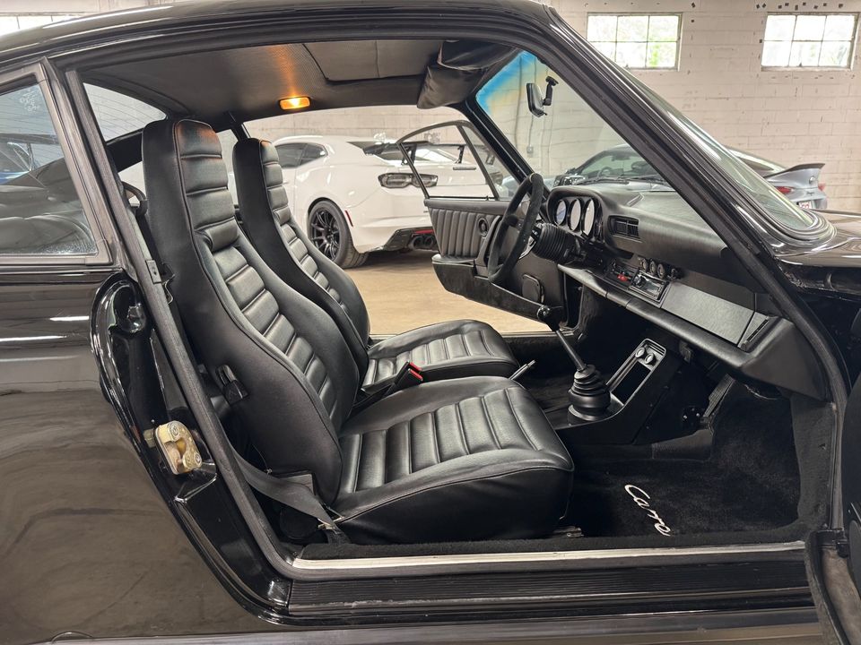 1984 PORSCHE 911
